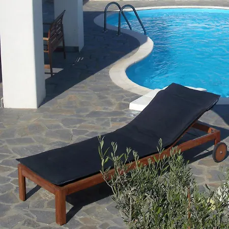 Arusha * Kamari (Santorini)